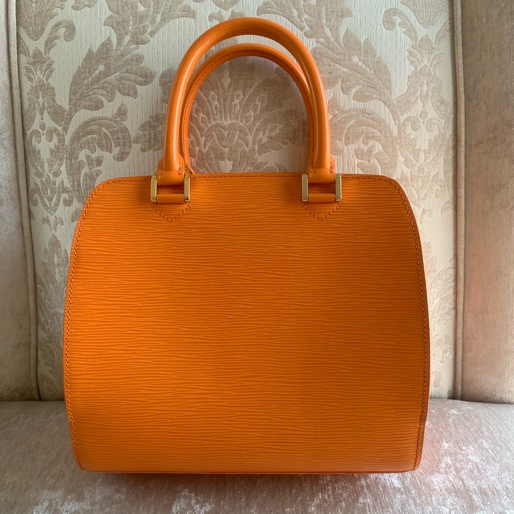 Louis Vuitton Epi Pont Neuf - Picture 2 of 8